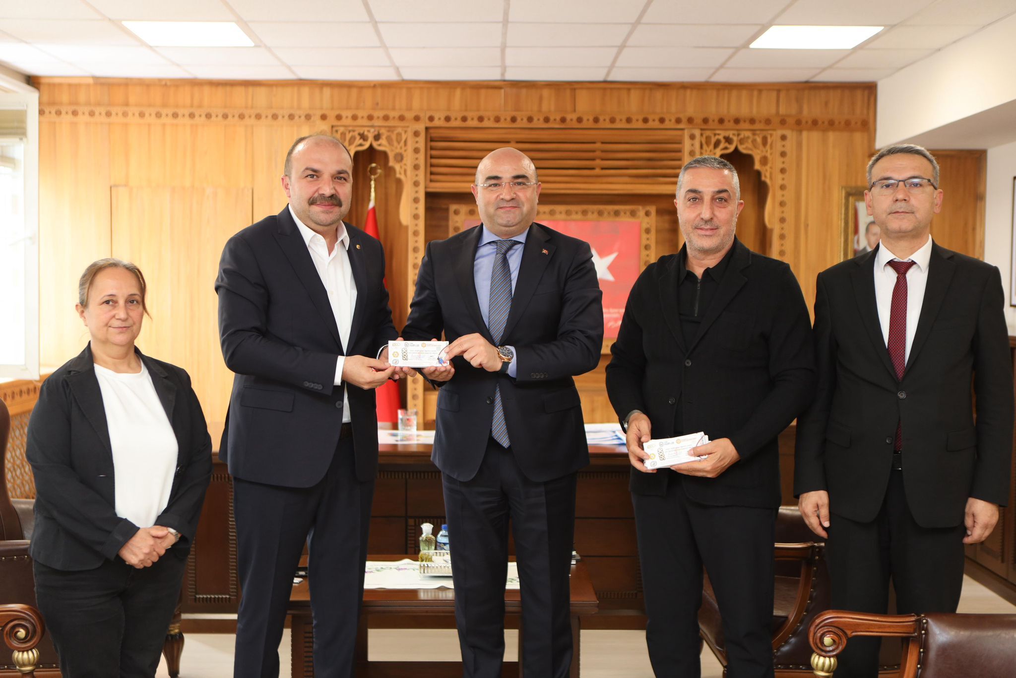 Safranbolu TSO’dan İhtiyaç Sahibi Öğrencilere Kırtasiye Desteği
