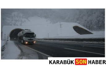 Bolu Dağı'nda Kar Kabusu: D-100 Kapatıldı!