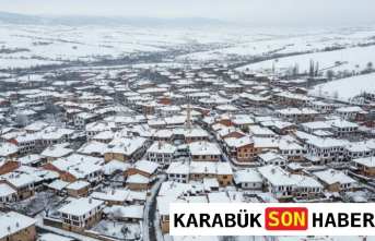 Safranbolu Beyaza Büründü: Tarihi Konaklarda Kar Mesaisi