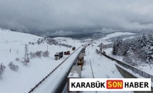 Türkiye'yi Kar Esir Aldı: Kışa Hazırlıksız Tırlar Yolu Kilitledi