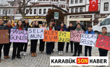 Safranbolu Çarşısında Öğrencilerden Anlamlı Selamlaşma Turu