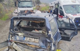 Beton Mikseri ile Otomobil Çarpıştı: 1’i çocuk...