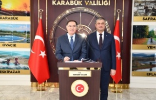 Kamu Başdenetçisi Şeref Malkoç, Vali Mustafa Yavuz'u...