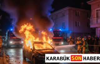Yenice’de Park Halindeki Otomobil Alevlere Teslim...