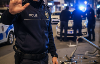 Karabük'te Polise Mukavemet ve Kamu Malına Zarar Suçlarından 3 Kişi Tutuklandı