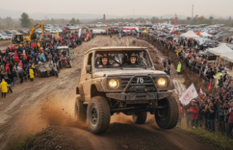 TOZ DUMAN İÇİNDE BİR İLK: YENİCE OFF-ROAD FESTİVALİ'NDE ADRENALİN ZİRVEYE ÇIKTI!