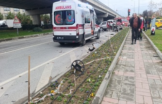 Ambulansa yol verirken hurdaya döndü! 9 yaralı