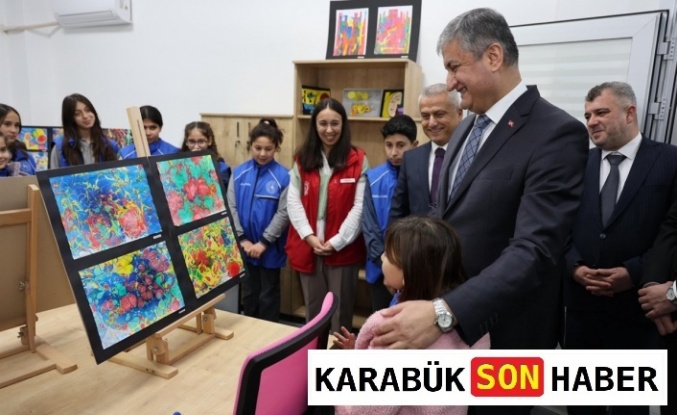 Vali Yavuz Yenice’de gençlerle buluştu